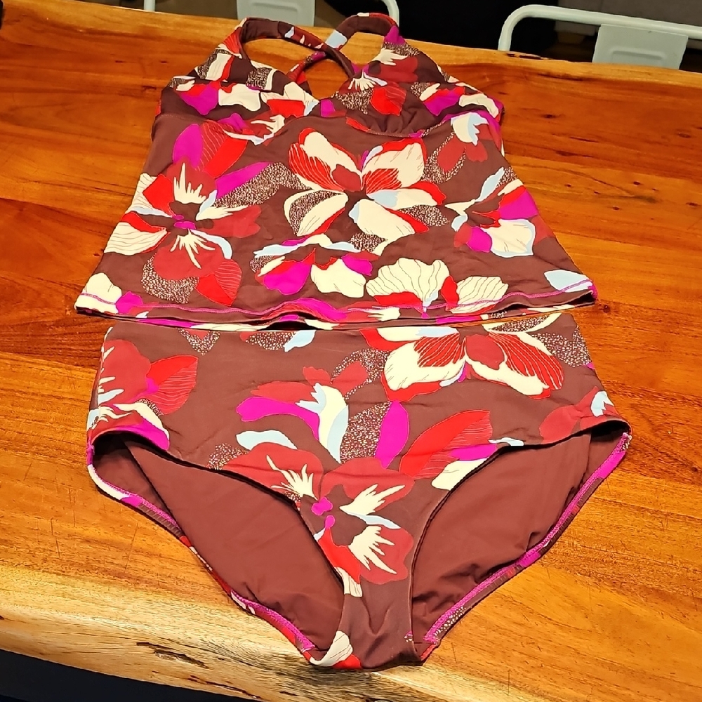 Floral Tankini Swimsuit